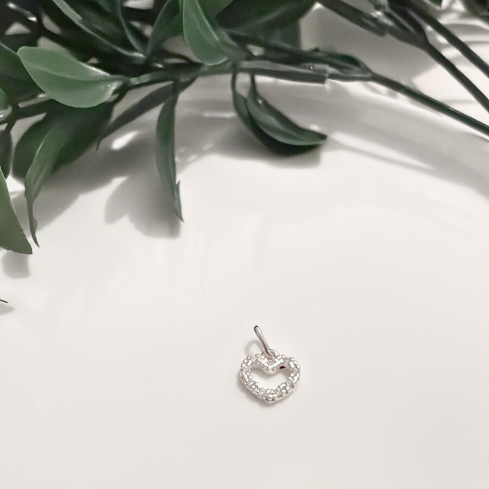 Pingente coração cravejado